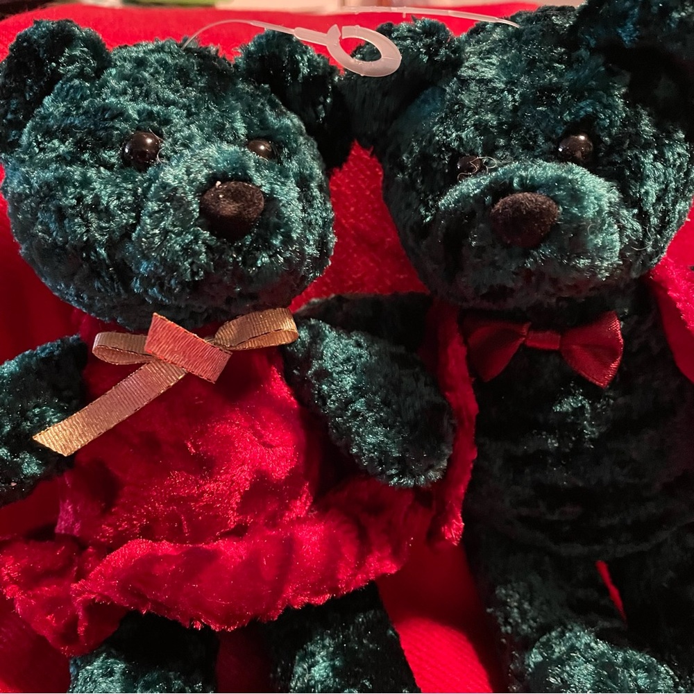 Hug & Luv Plush Christmas bears.NWOT